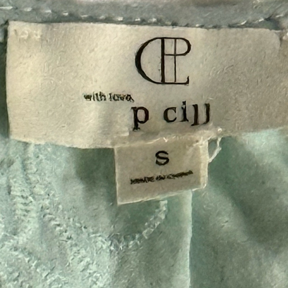 P. Cill boutique brand gorgeous Light Blue Blouse EUC worn one time will fit XS - Picture 3 of 7